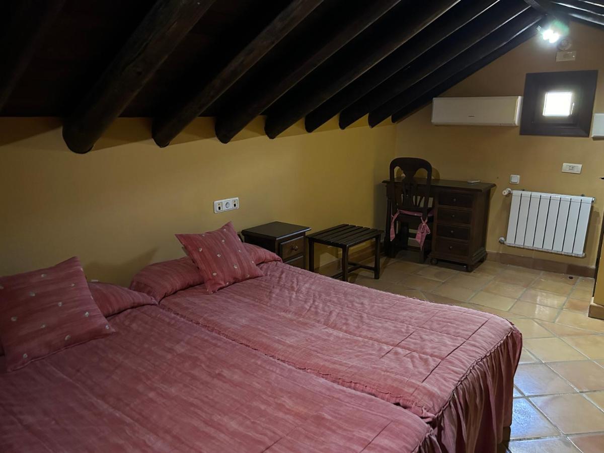 Casa Grande De 3* El Burgo